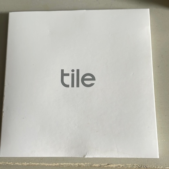 Tile Pro Sport Keychain tracker 2 pack - Picture 2 of 9